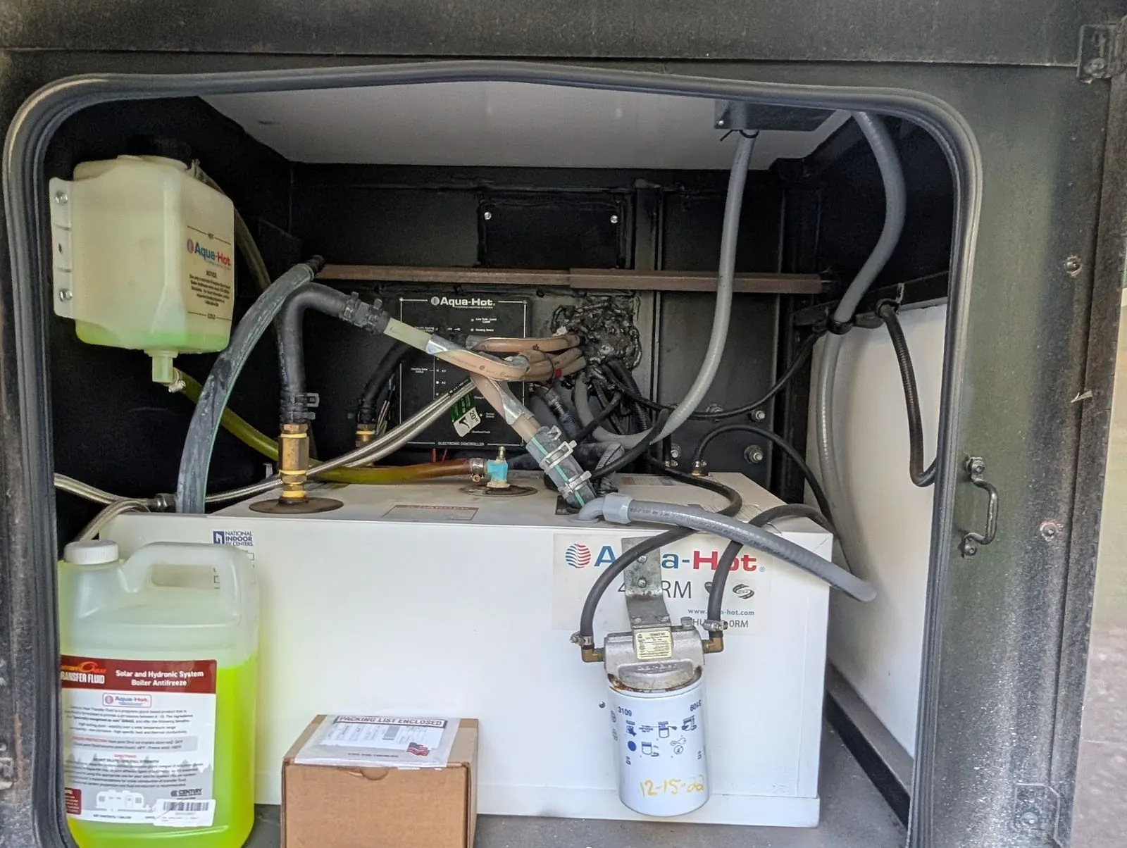 Aqua-Hot & Hydronic Heating
